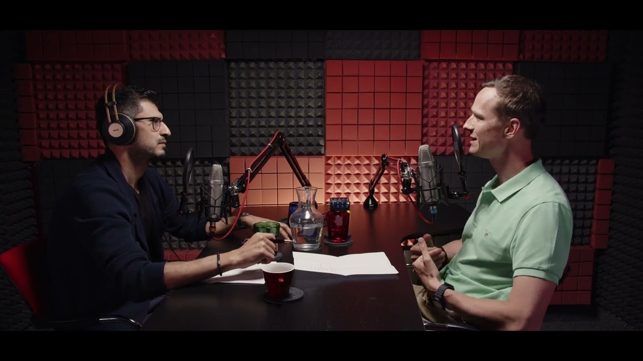 Saleshero Podcast 100: Duel hrdinů aneb kdo je lepší salesák